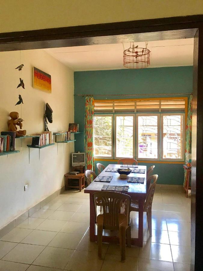 Homestaystudio62 จินจา ภายนอก รูปภาพ